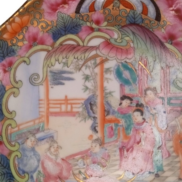 Antique Chinese Rose Mandarin 9” Porcelain Plate With Qianlong Mark Gold Details - Picture 7 of 10